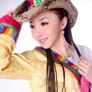走天涯(热度:99)由青小丝翻唱，原唱歌手卓雅